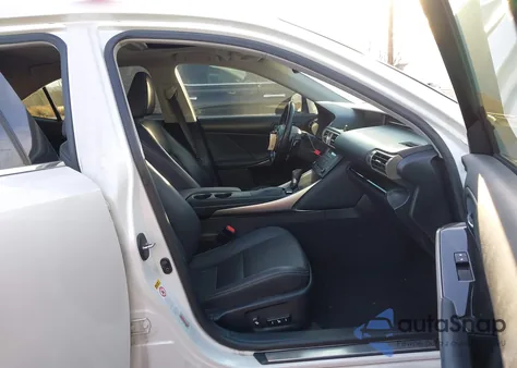 2016 Lexus Is 200T из США, поврежденный, VIN JTHBA1D2XG5009209